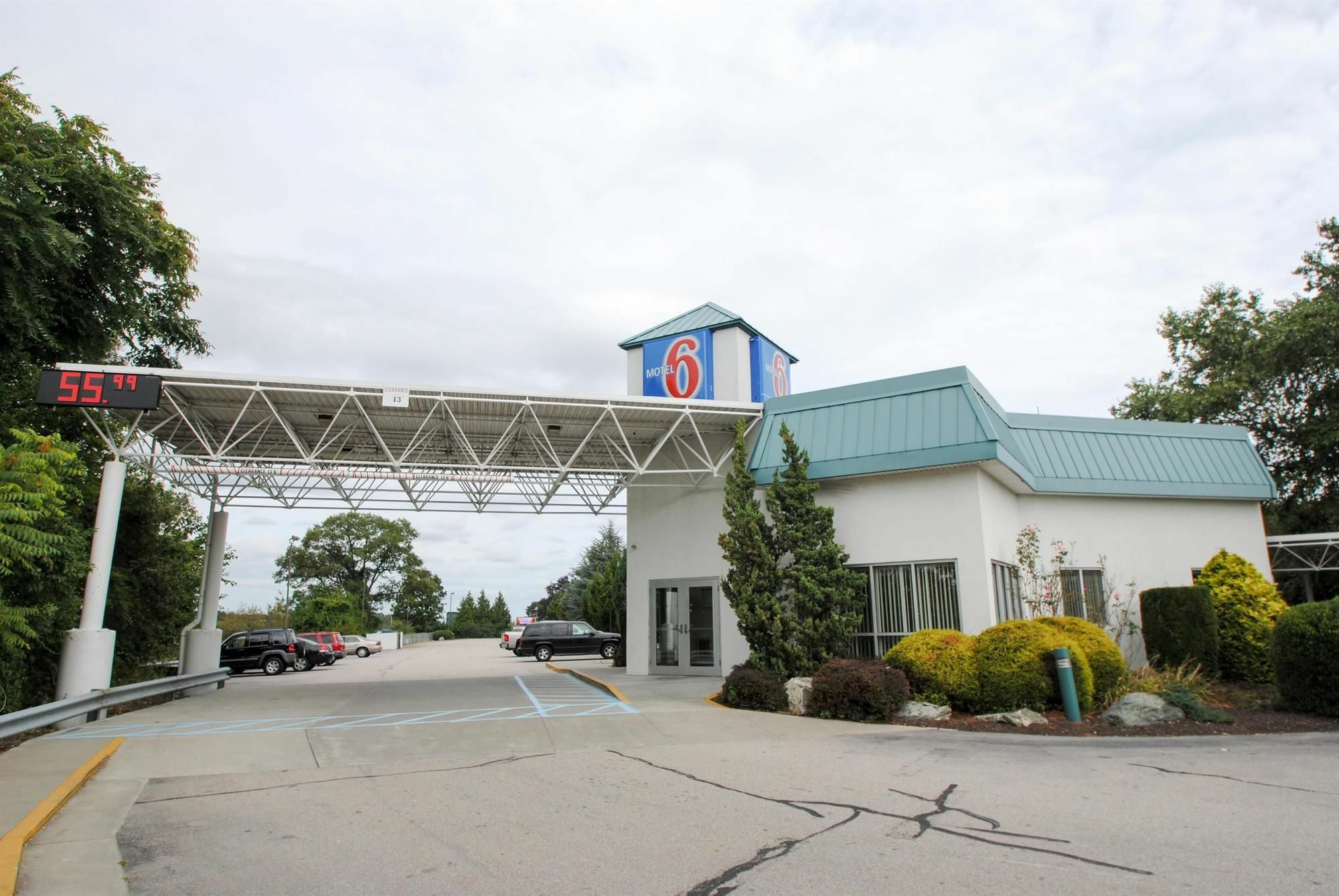 Motel 6-Warwick, Ri - Providence Airport - I-95 Экстерьер фото